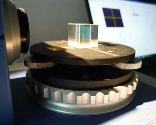 MPO auto collimator measuring angles in manufactured optics